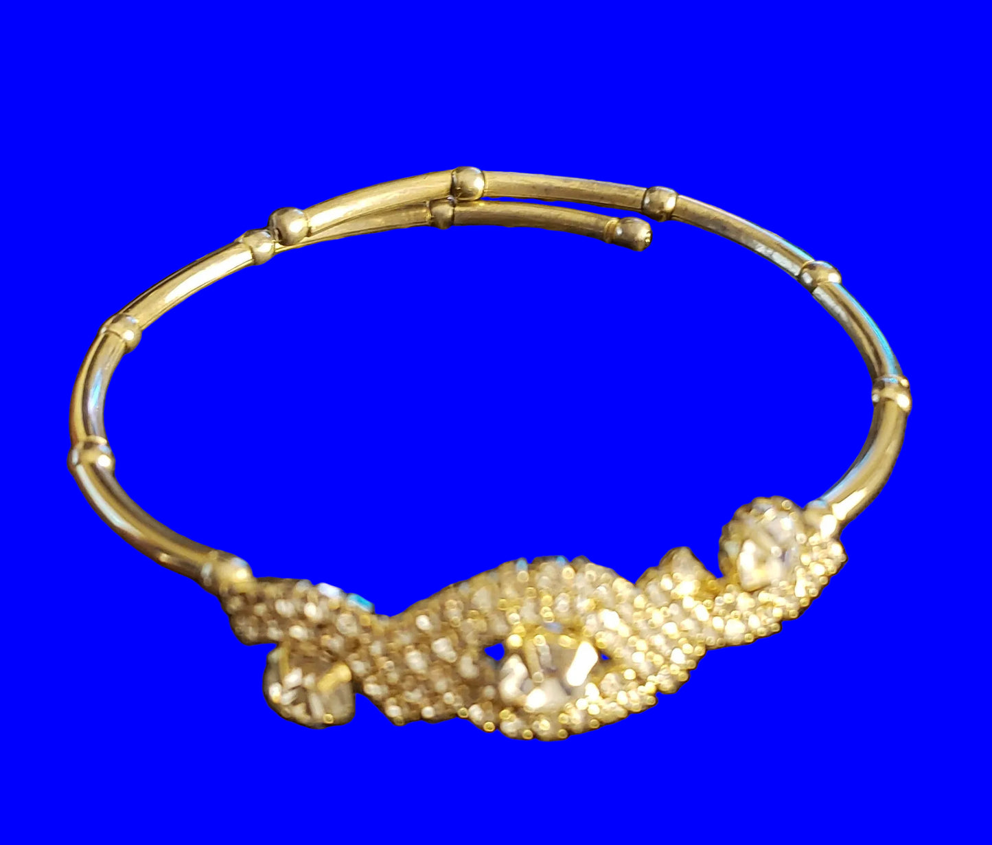 Stones On Gold